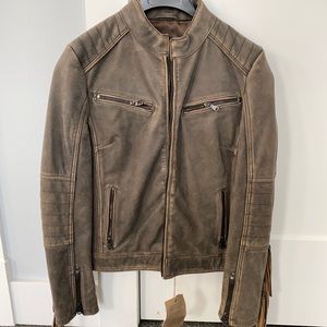 Women’s leather jacket